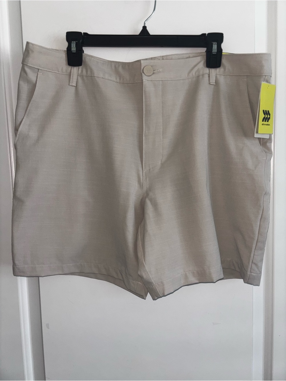 all in motion Men’s Golf Shorts Stone 36” Waist 7” Inseam NWT